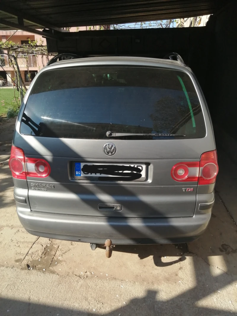 VW Sharan 2.0 TDI Bussiness, снимка 3 - Автомобили и джипове - 52576795