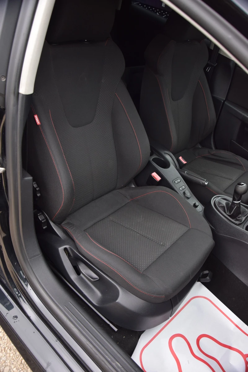 Seat Leon 1.8I FR, снимка 11 - Автомобили и джипове - 52662349