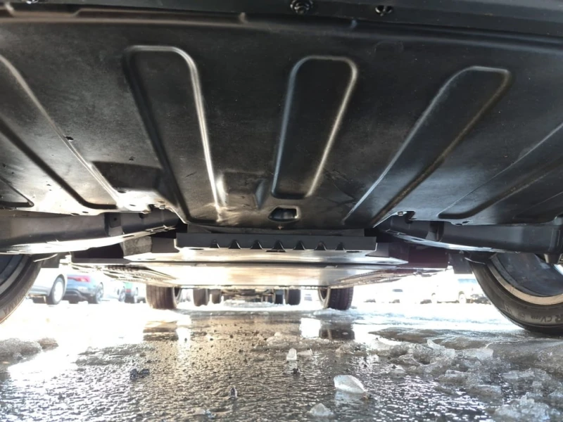 Mercedes-Benz EQB * 350 * CARFAX * ФИНАНСИРАНЕ, снимка 14 - Автомобили и джипове - 53080318