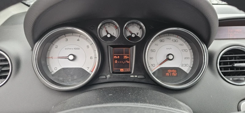 Peugeot 308 1.6 Бензин На Части, снимка 9 - Автомобили и джипове - 53322436