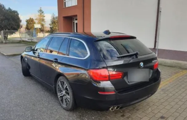 BMW 520, снимка 3 - Автомобили и джипове - 47851564