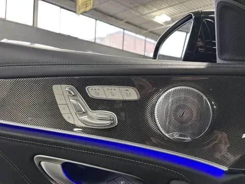 Mercedes-Benz E 63 AMG S / CARFAX, снимка 9 - Автомобили и джипове - 55052800