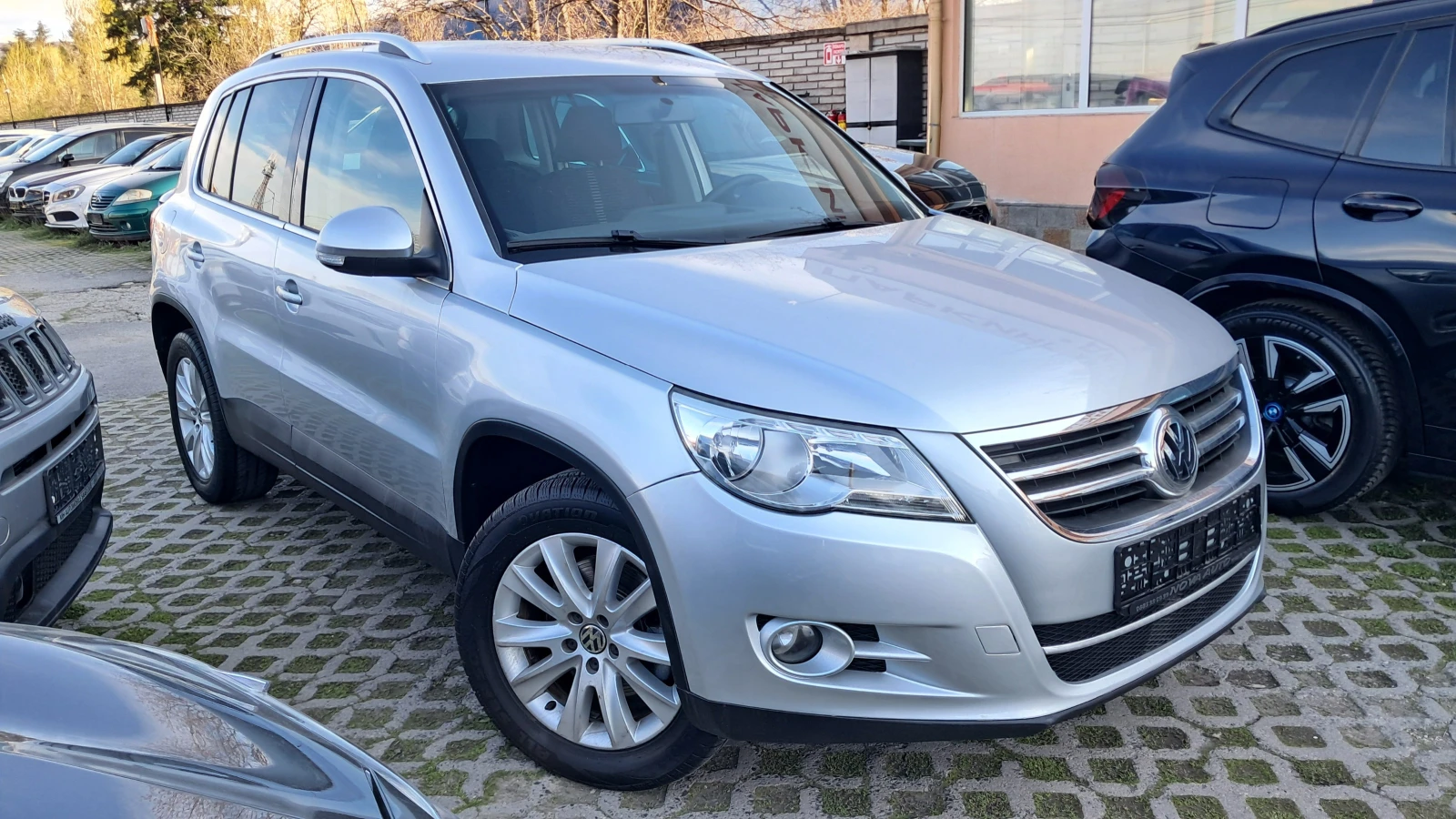 VW Tiguan 4Х4 РЕАЛ КМ ИЗКЛЮЧИТЕЛЕН СЕРВИЗ КНИЖ ОБСЛУЖН УНИКТ