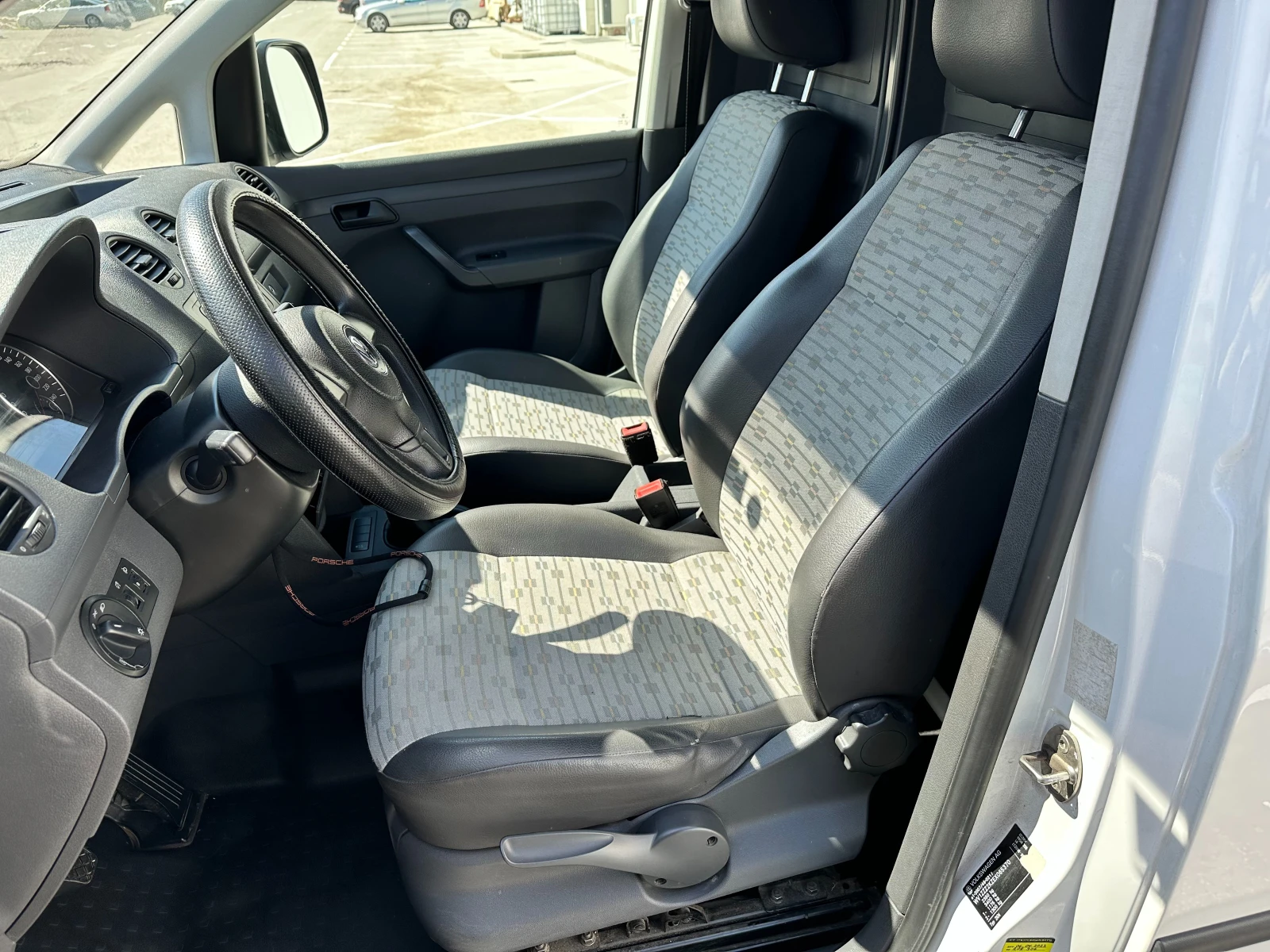 VW Caddy Kasten Maxi CNG - изображение 8
