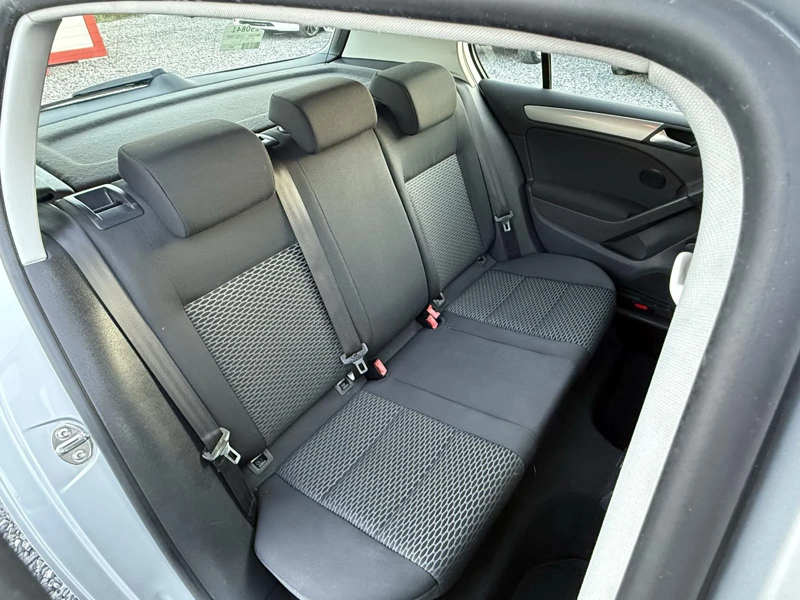 VW Golf VI 2.0 TDI(110 кс)Климатроник/JVC-USB/Eu5/197х. км | Mobile.bg — изображение 13