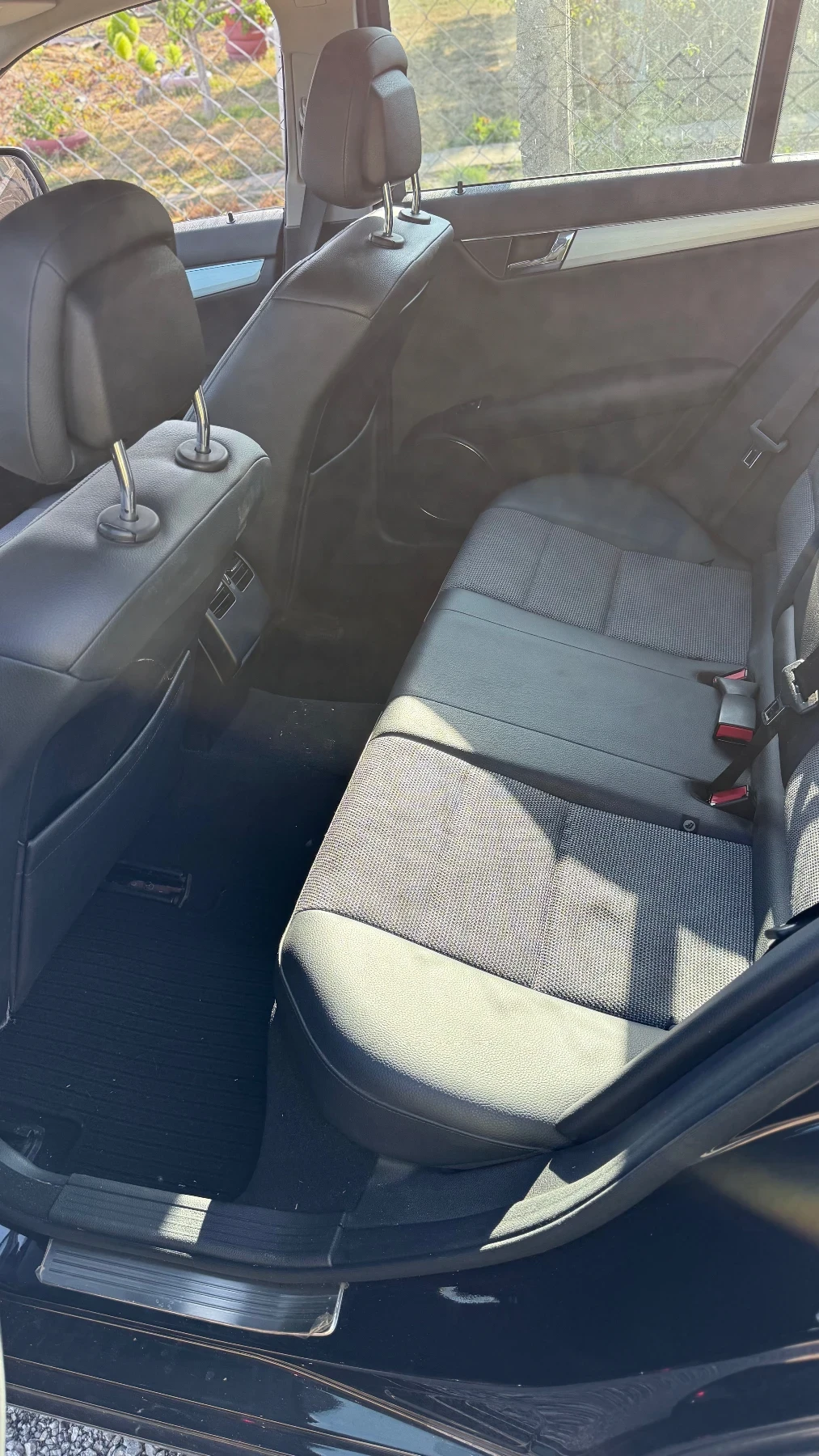 Mercedes-Benz C 220 Avantgarde - изображение 10