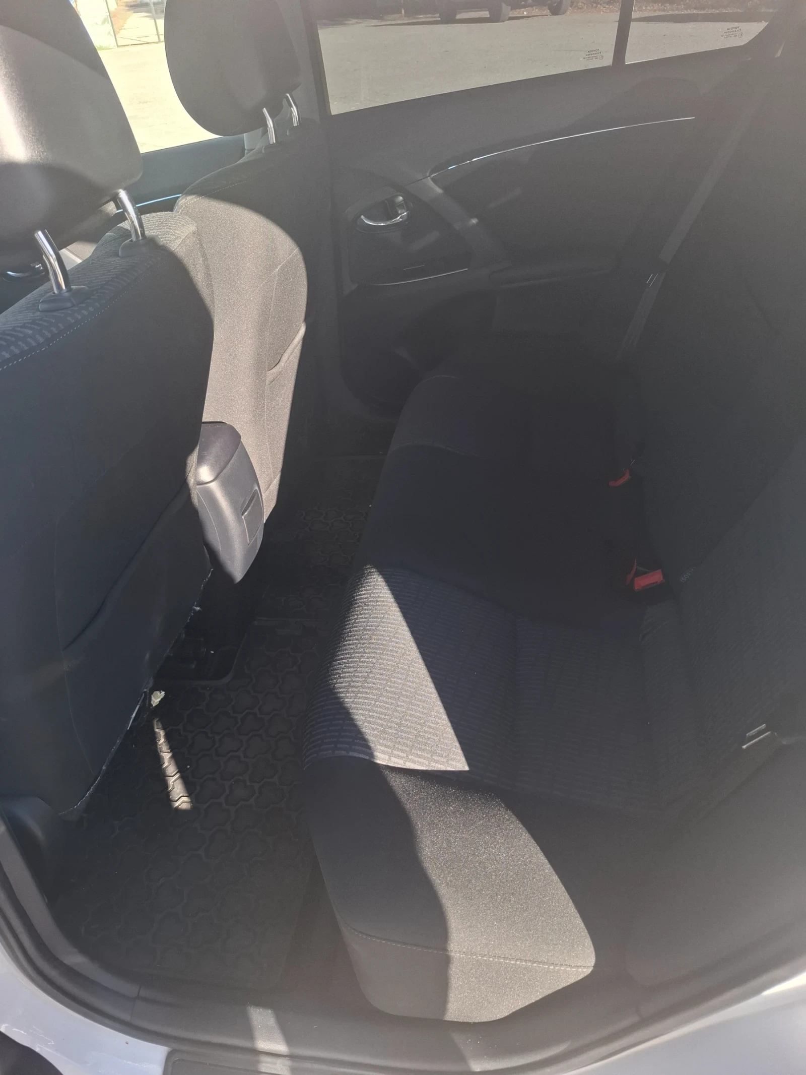 Toyota Avensis | Mobile.bg — изображение 11