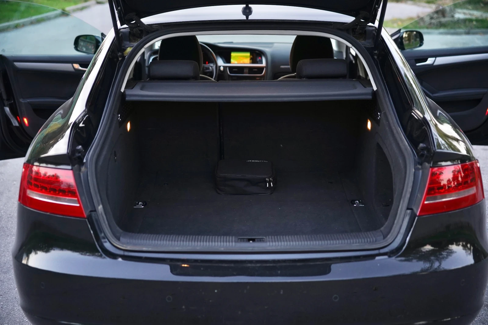 Audi A5 3.0TDI* Куатро* 4 врати* Ксенон* Навигация* Зимни  - изображение 9