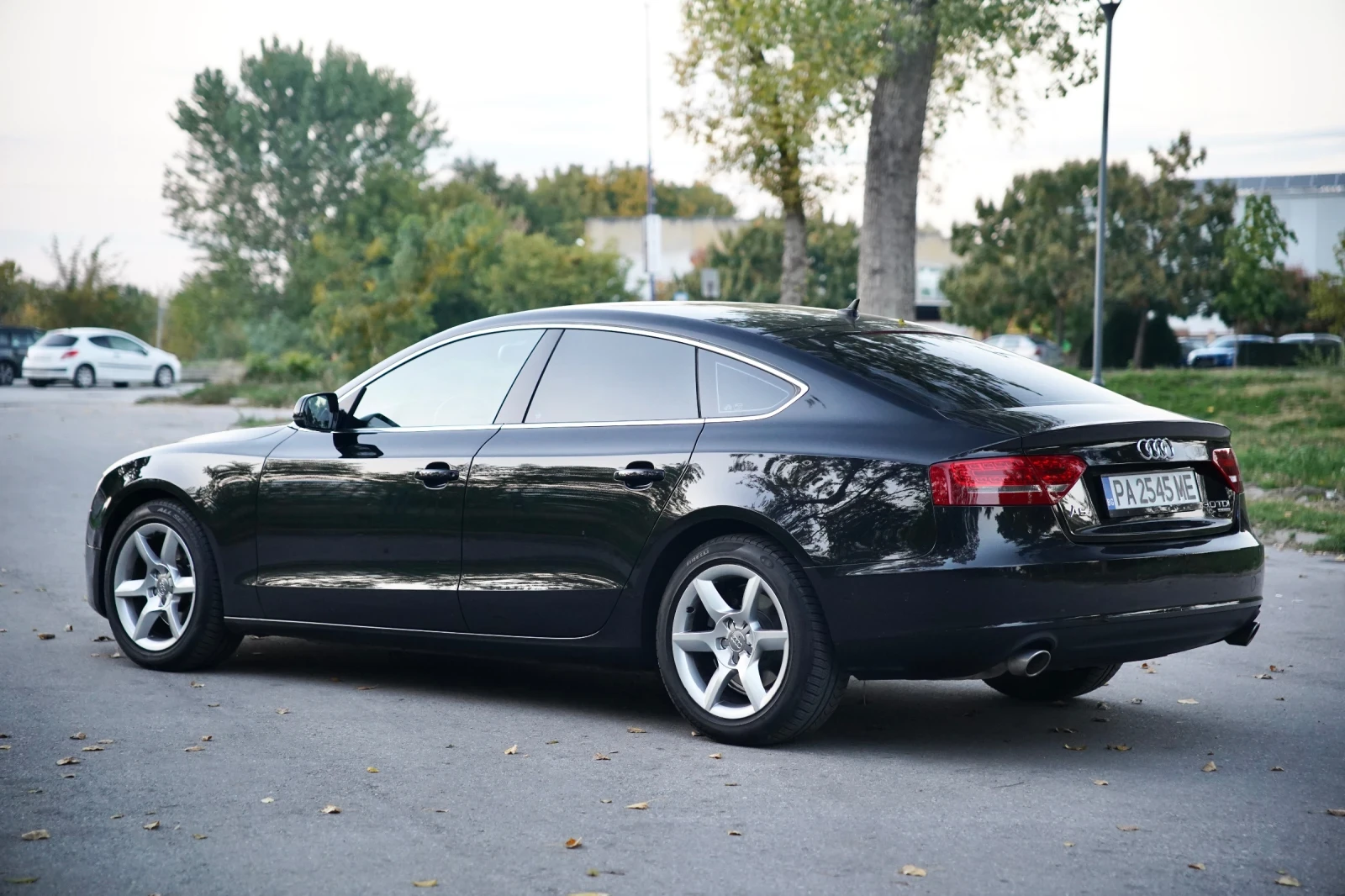 Audi A5 3.0TDI* Куатро* 4 врати* Ксенон* Навигация* Зимни  - изображение 6