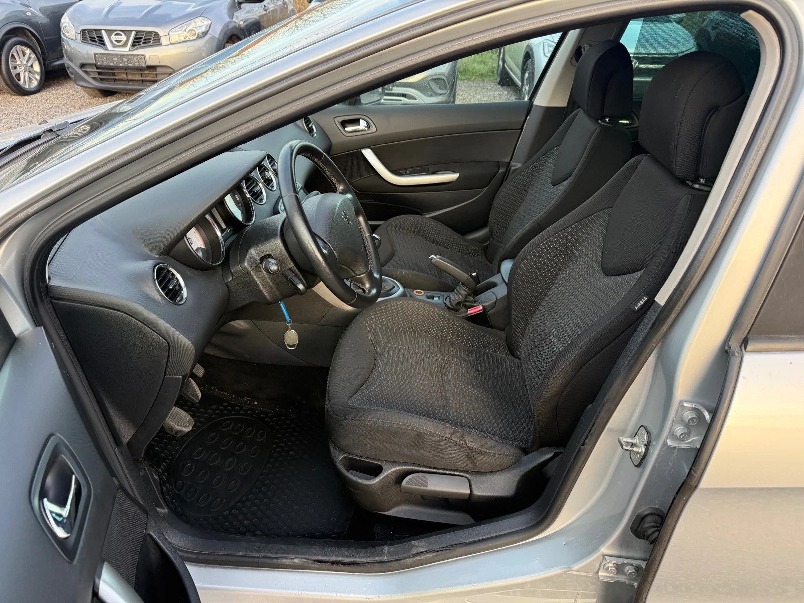 Peugeot 308 SW 1.6 HDi (109��) ��������/������/Bluetooth/Euro4 | Mobile.bg � ����������� 11