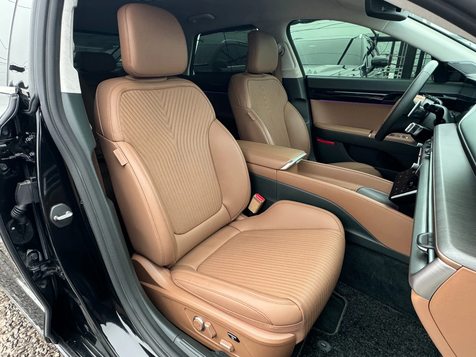 Hyundai Grandeur 3.5 V6 Calligraphy GN7 - изображение 10