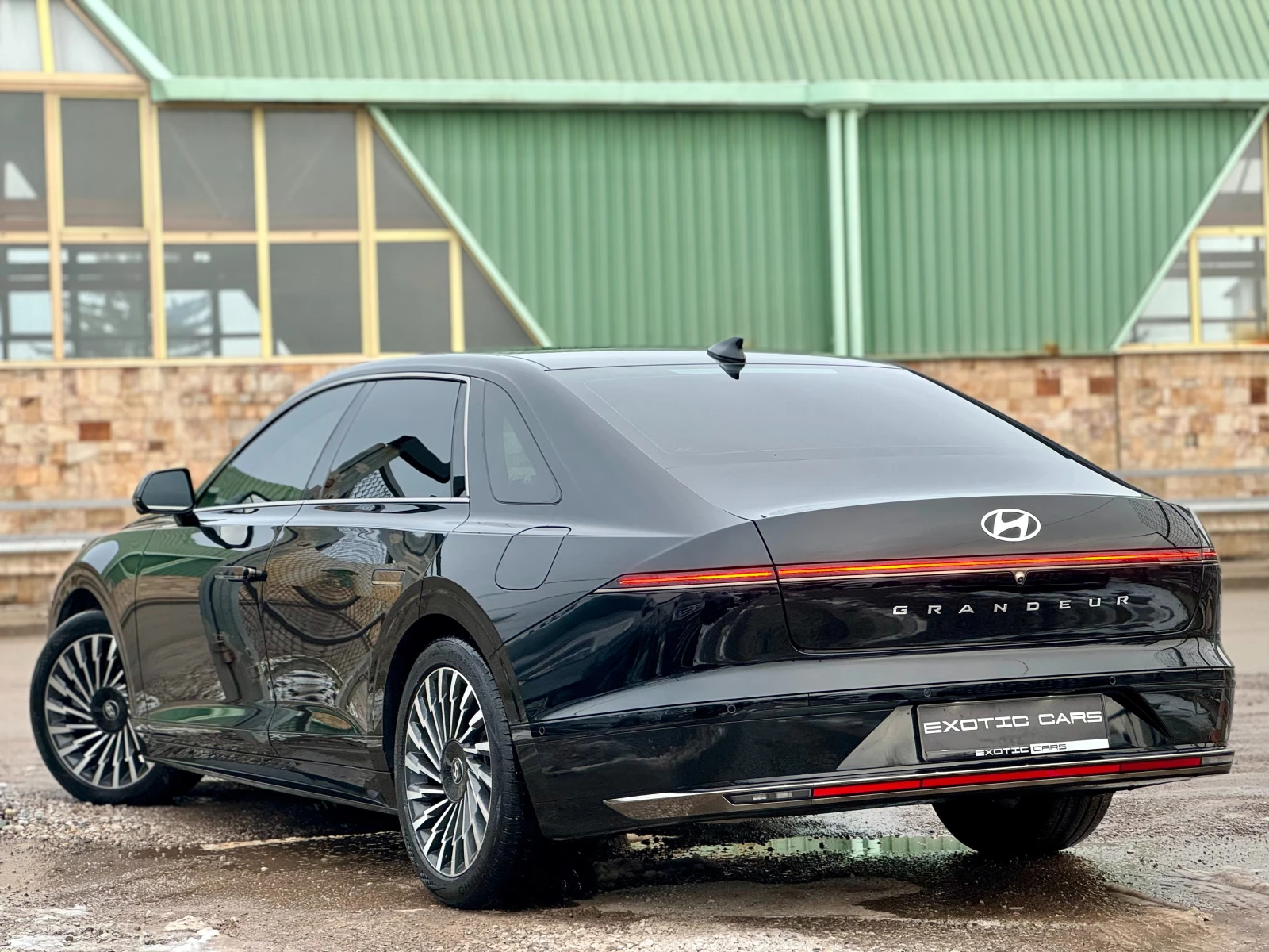 Hyundai Grandeur 3.5 V6 Calligraphy GN7 - изображение 6