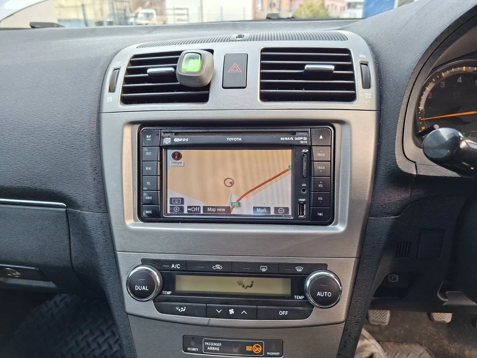 Toyota Avensis на ЧАСТИ 1.8147, снимка 12 - Автомобили и джипове - 53882197