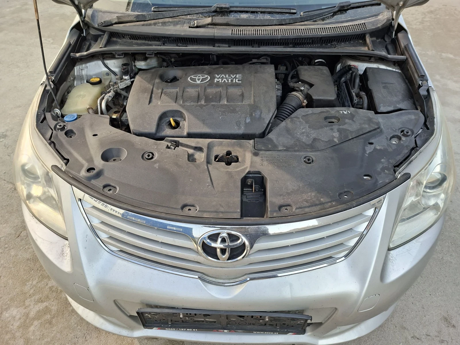 Toyota Avensis на ЧАСТИ 1.8147, снимка 3 - Автомобили и джипове - 53882197