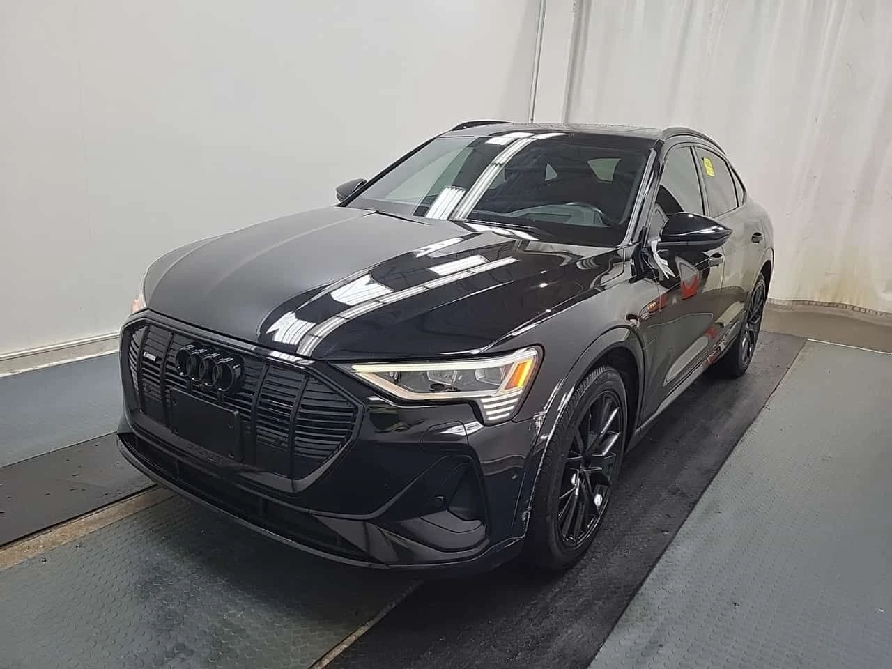 Audi E-Tron S LINE/TECHNIK/SPORTBACK/2 КЛЮЧА/ОБДУХ/ПАНО/360