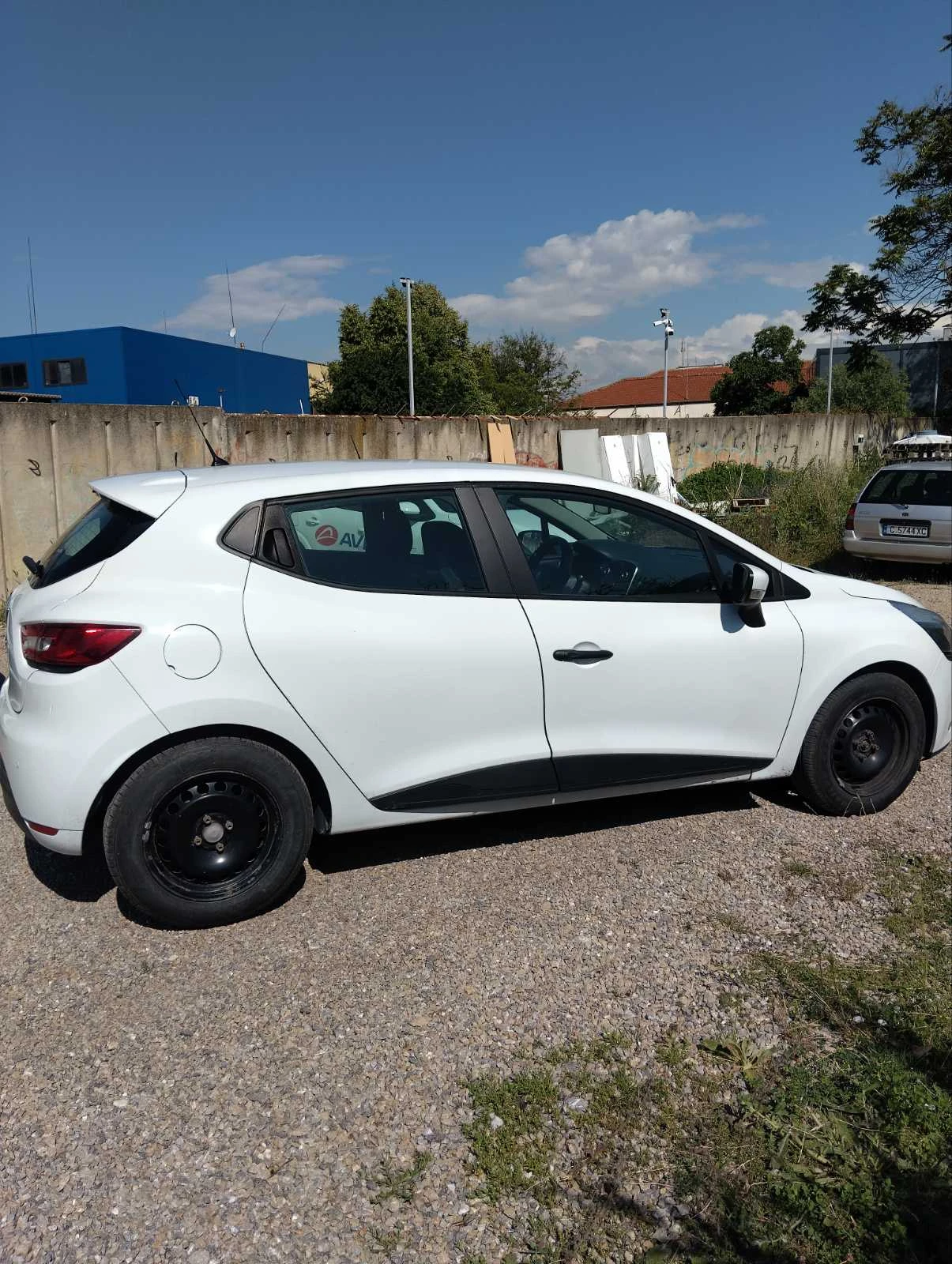 Renault Clio 1.5dCi, снимка 6 - Автомобили и джипове - 54954419