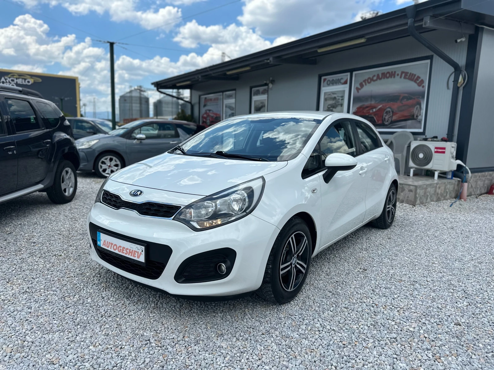 Kia Rio 1.3i* ГАЗ, снимка 2 - Автомобили и джипове - 54995811
