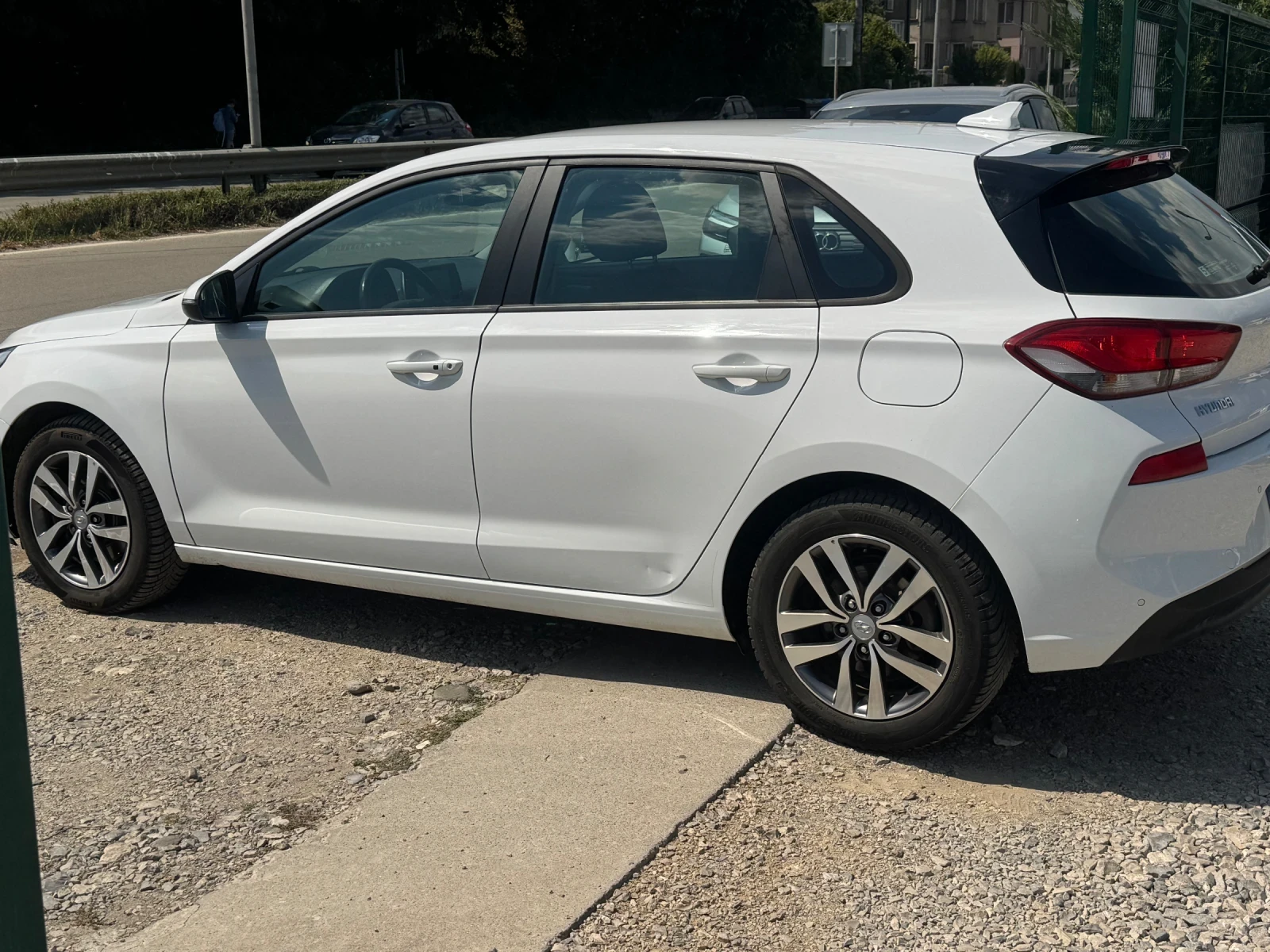 Hyundai I30 1.6 CRDI 95kc, снимка 4 - Автомобили и джипове - 55587459