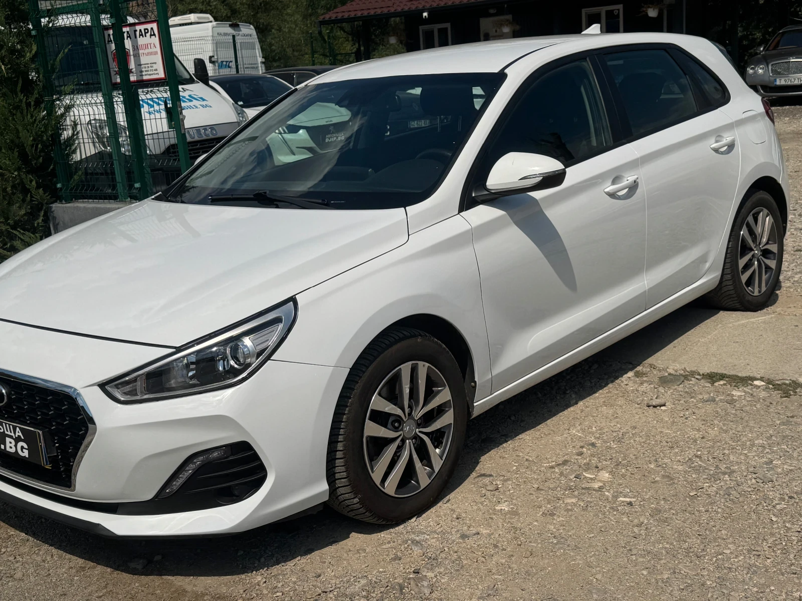 Hyundai I30 1.6 CRDI 95kc, снимка 2 - Автомобили и джипове - 55587459