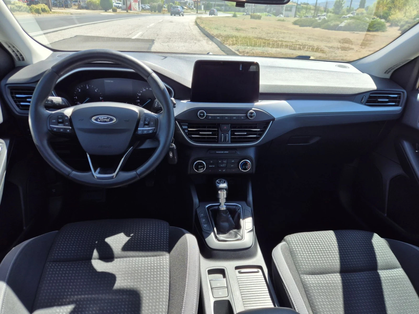 Ford Focus 1.5d, снимка 7 - Автомобили и джипове - 55989143