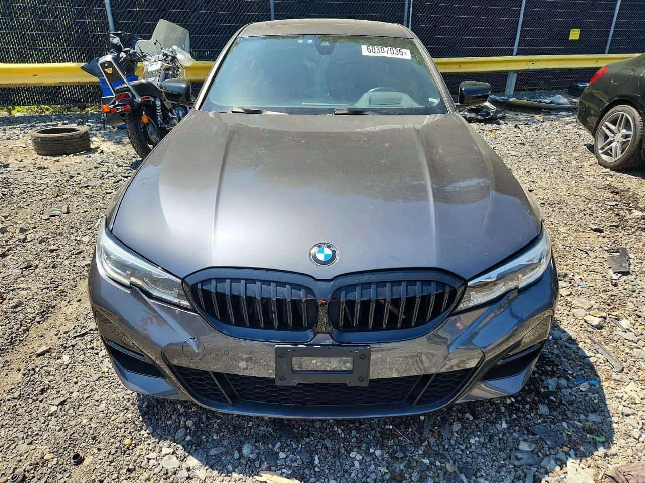 BMW 330 xDrive | CARFAX | АВТОКРЕДИТ БЕЗ ПЪРВОНАЧАЛНА , снимка 5 - Автомобили и джипове - 56239583