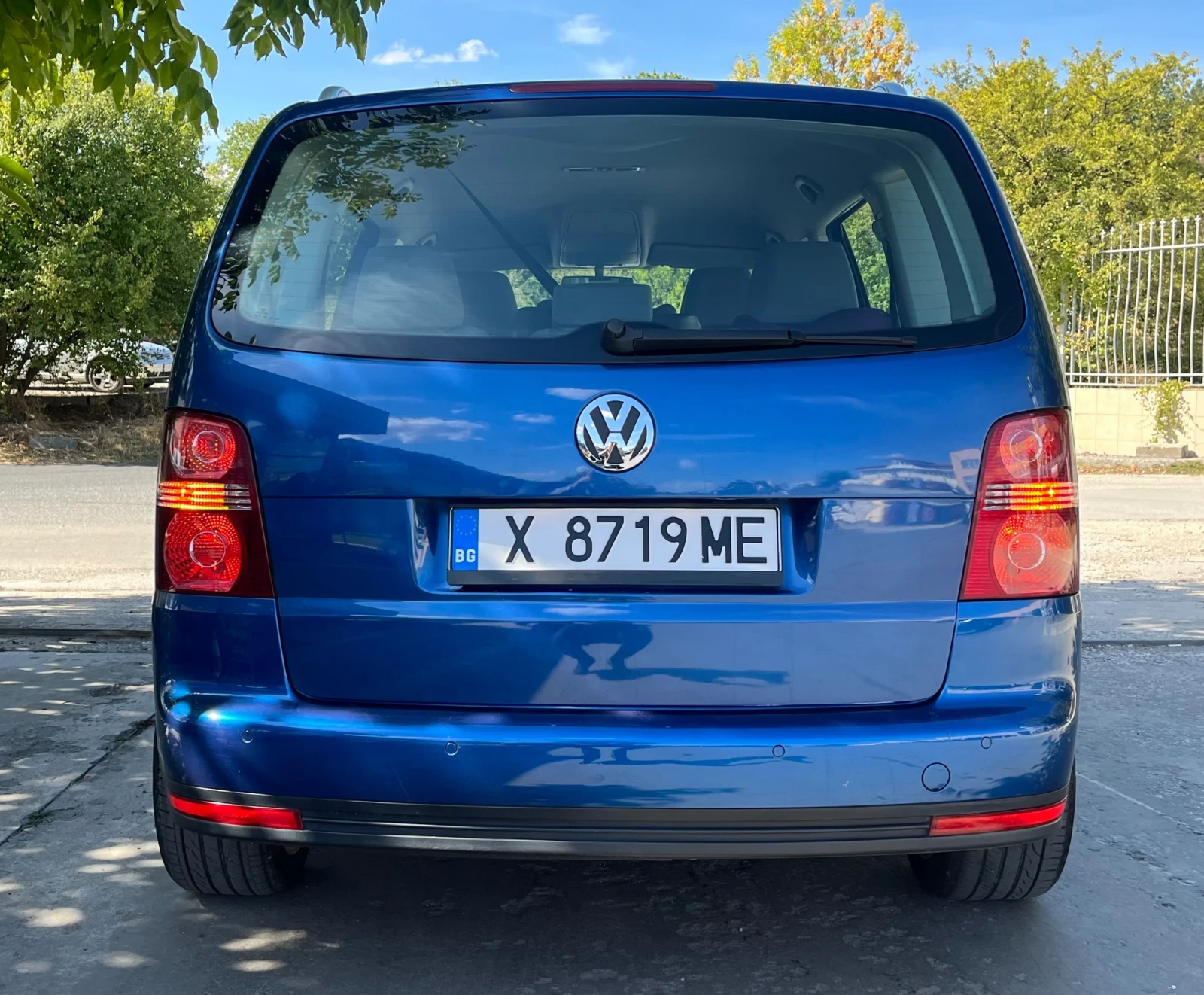 VW Touran 1.9 105 DSG, снимка 6 - Автомобили и джипове - 56335273