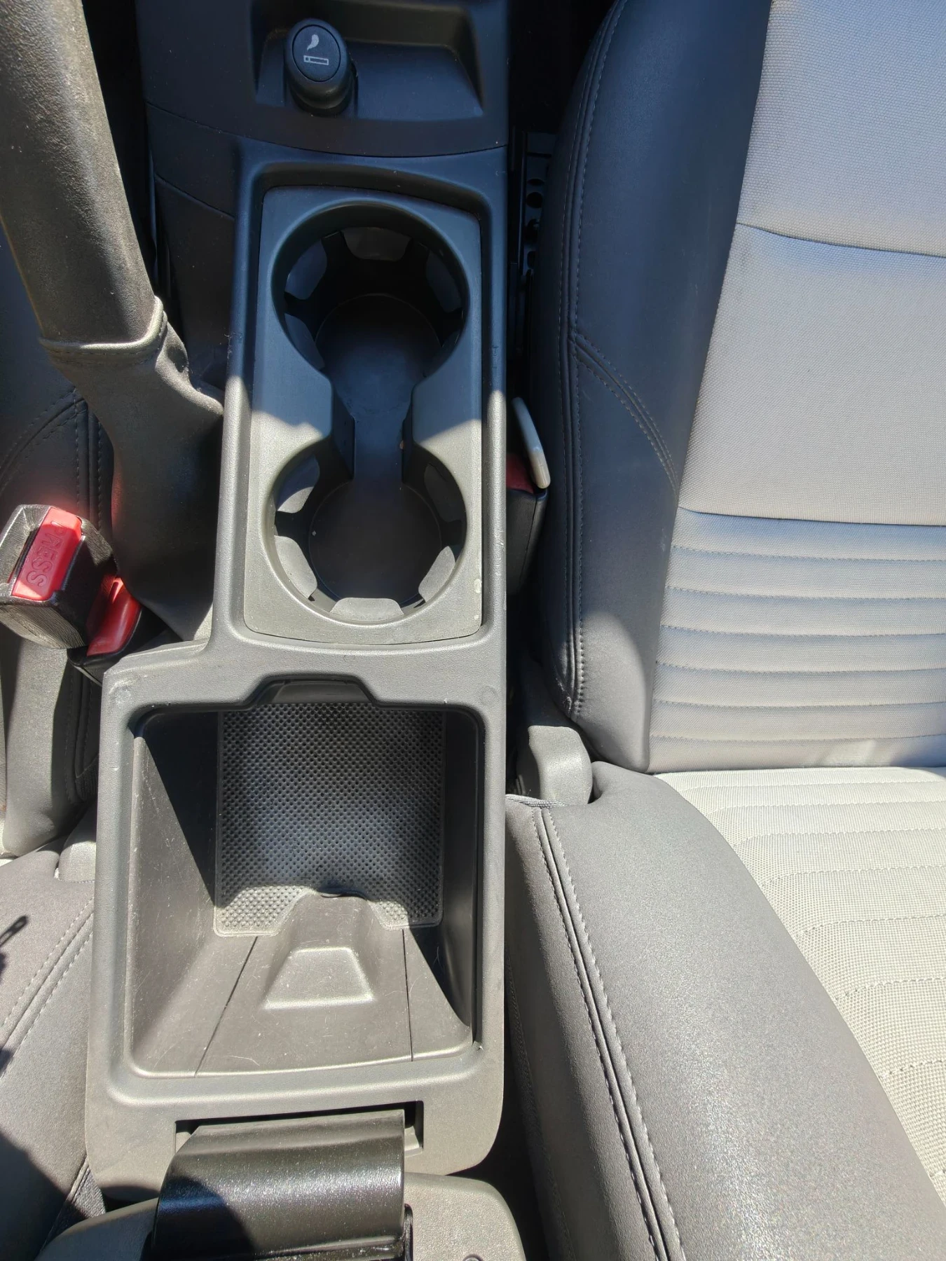 Volvo C30 2.0, снимка 8 - Автомобили и джипове - 56565033