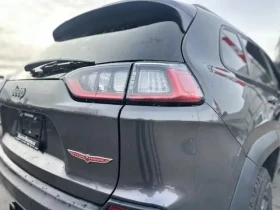 Jeep Cherokee / 4×4 / Trailhawk Elite / ПОДГРЕВИ / CARFAX / - 18150 € / 35498.31 лв. - 35774758 12