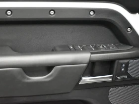 Land Rover Defender 110 V8 AWD / Finance at 4.99% 4x4 | Mobile.bg � ����� ������ 12