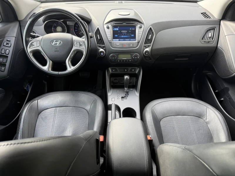 Hyundai IX35, снимка 13 - Автомобили и джипове - 52319977