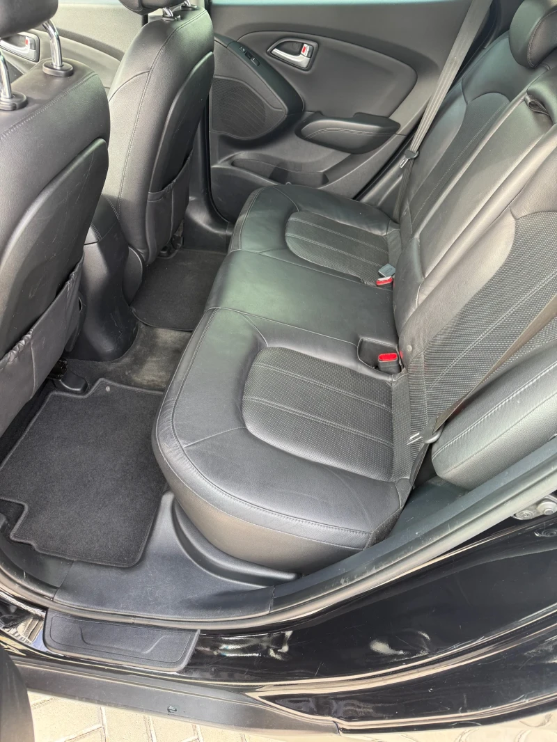 Hyundai IX35, снимка 7 - Автомобили и джипове - 52319977