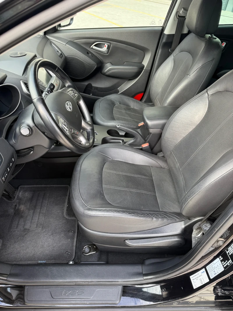 Hyundai IX35, снимка 6 - Автомобили и джипове - 52319977