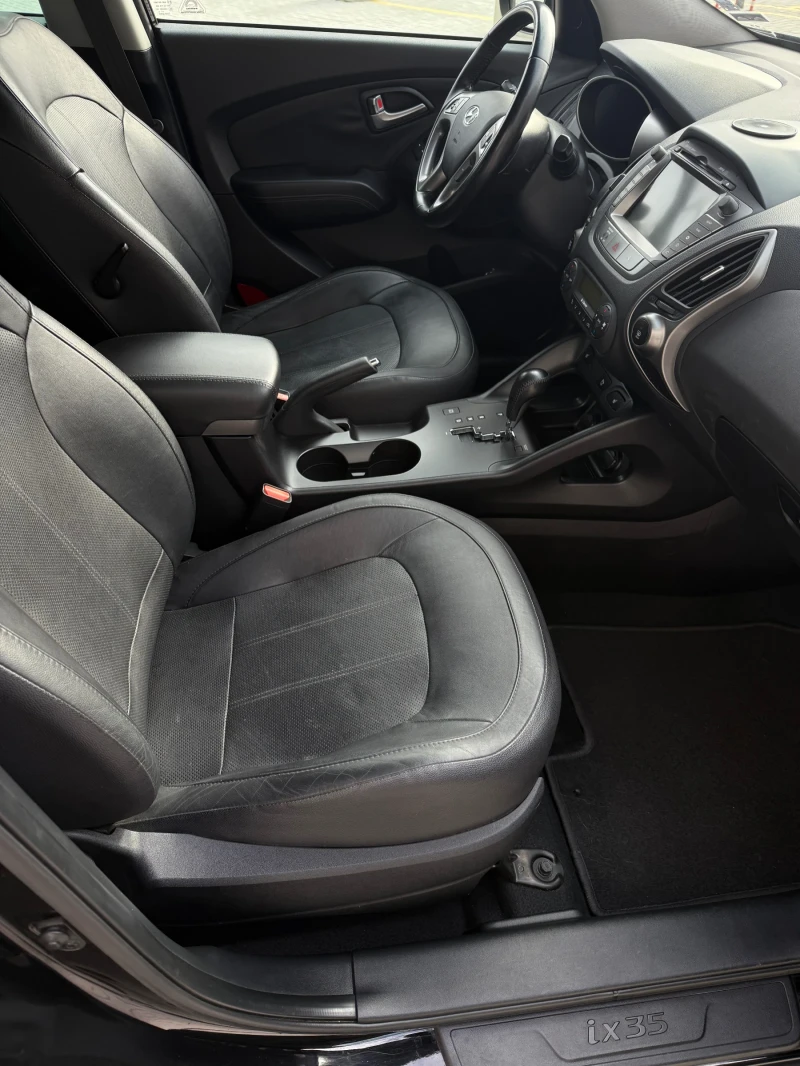Hyundai IX35, снимка 8 - Автомобили и джипове - 52319977