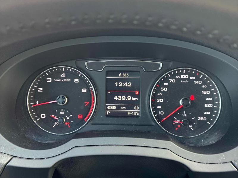 Audi Q3 Technik * * CARFAX * * АВТО КРЕДИТ * * , снимка 10 - Автомобили и джипове - 52931206