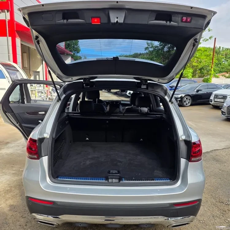 Mercedes-Benz GLC 300 | 4MATIC , снимка 8 - Автомобили и джипове - 55970750