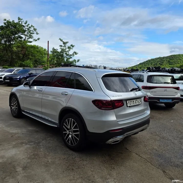 Mercedes-Benz GLC 300 | 4MATIC , снимка 5 - Автомобили и джипове - 55970750