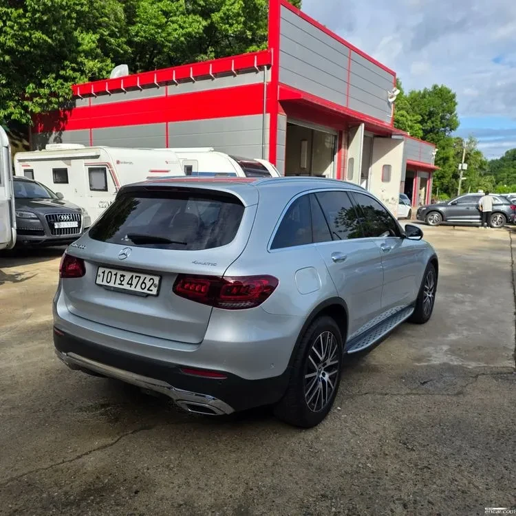 Mercedes-Benz GLC 300 | 4MATIC , снимка 7 - Автомобили и джипове - 55970750