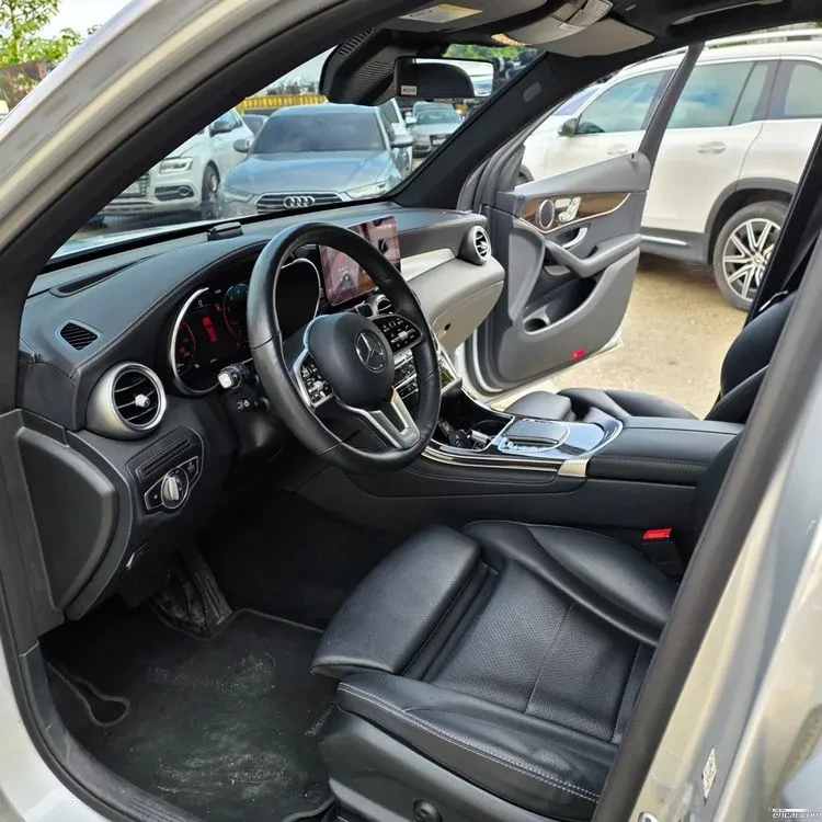 Mercedes-Benz GLC 300 | 4MATIC , снимка 12 - Автомобили и джипове - 55970750