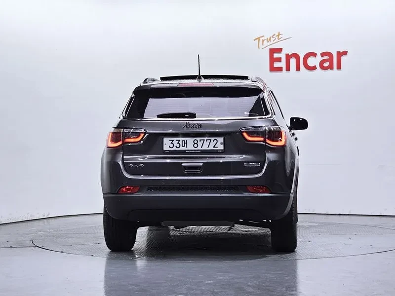 Jeep Compass 2.4 Longitude Awd, снимка 4 - Автомобили и джипове - 56576406