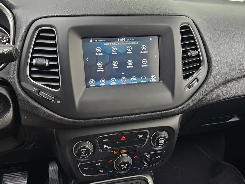 Jeep Compass 2.4 Longitude Awd, снимка 14 - Автомобили и джипове - 56576406