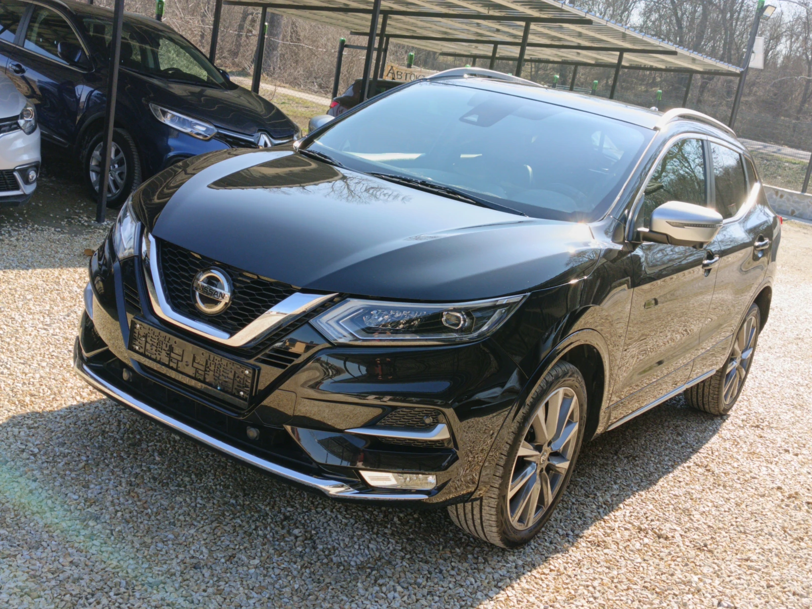 Nissan Qashqai 1.7Blue dci Tekna+  | Mobile.bg   17