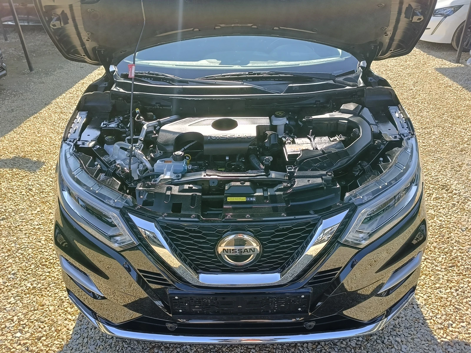 Nissan Qashqai 1.7Blue dci Tekna+  | Mobile.bg   15