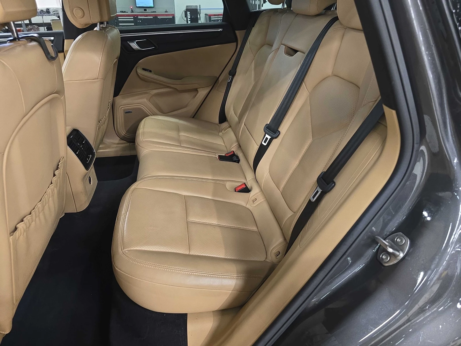 Porsche Macan * CARFAX * БЕЗ ПЪРВОНАЧАЛНА ВНОСКА - изображение 10