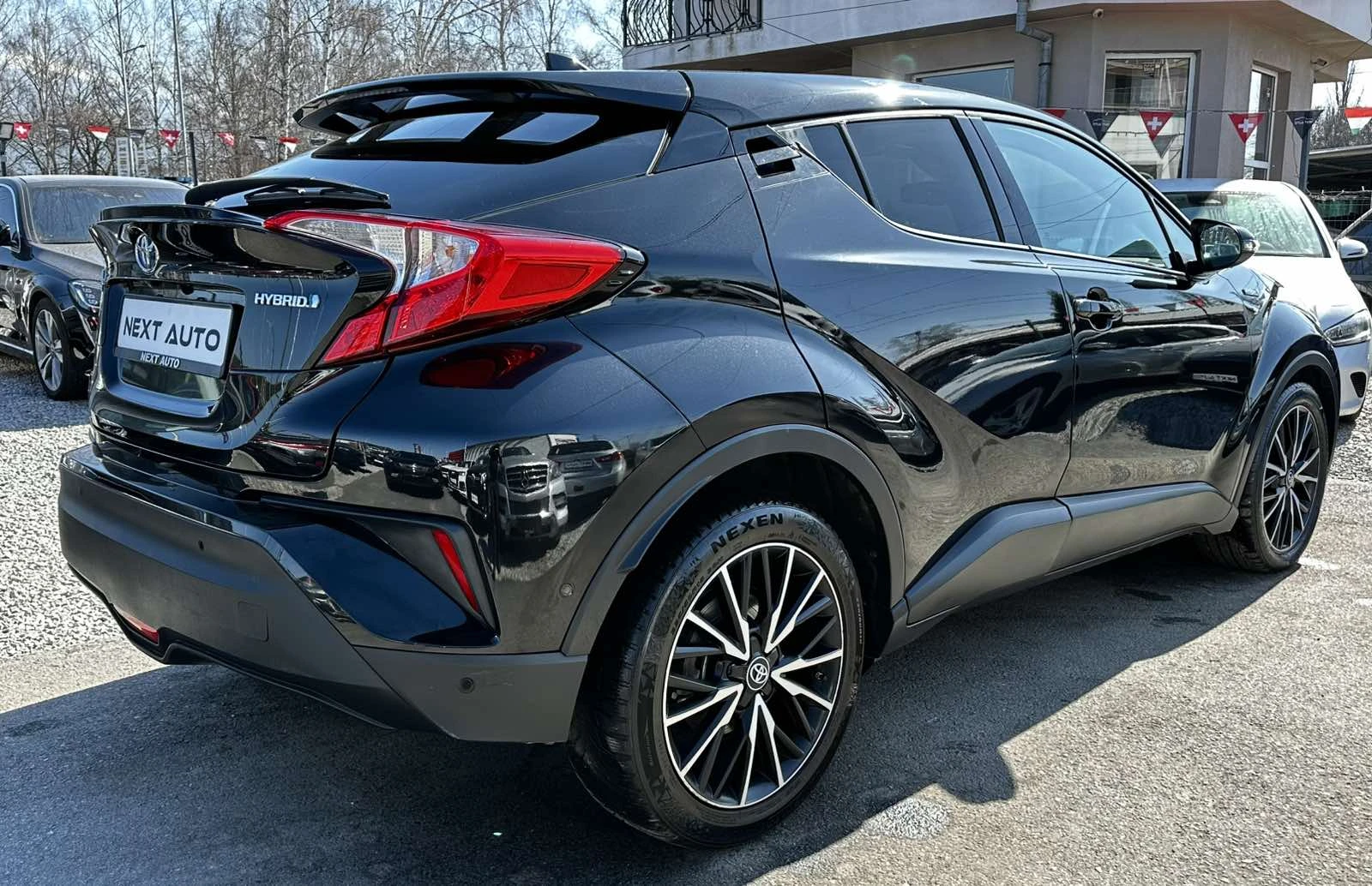 Toyota C-HR 1.8HYBRID 122HP КОЖА ПОДГРЕВ DISTRONIC - изображение 5