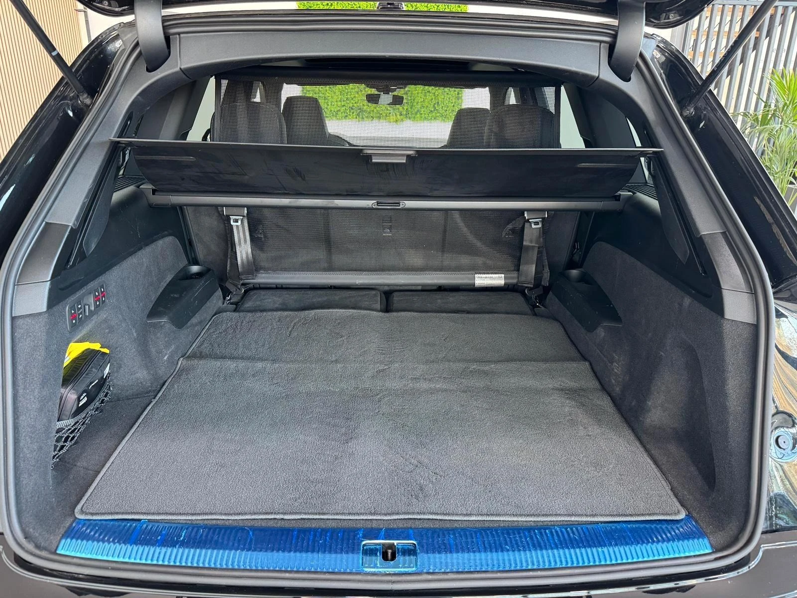 Audi Q7 50 TDI QUATTRO S-LINE B&O PANORAMA 7МЕСТЕН, снимка 15 - Автомобили и джипове - 53728337