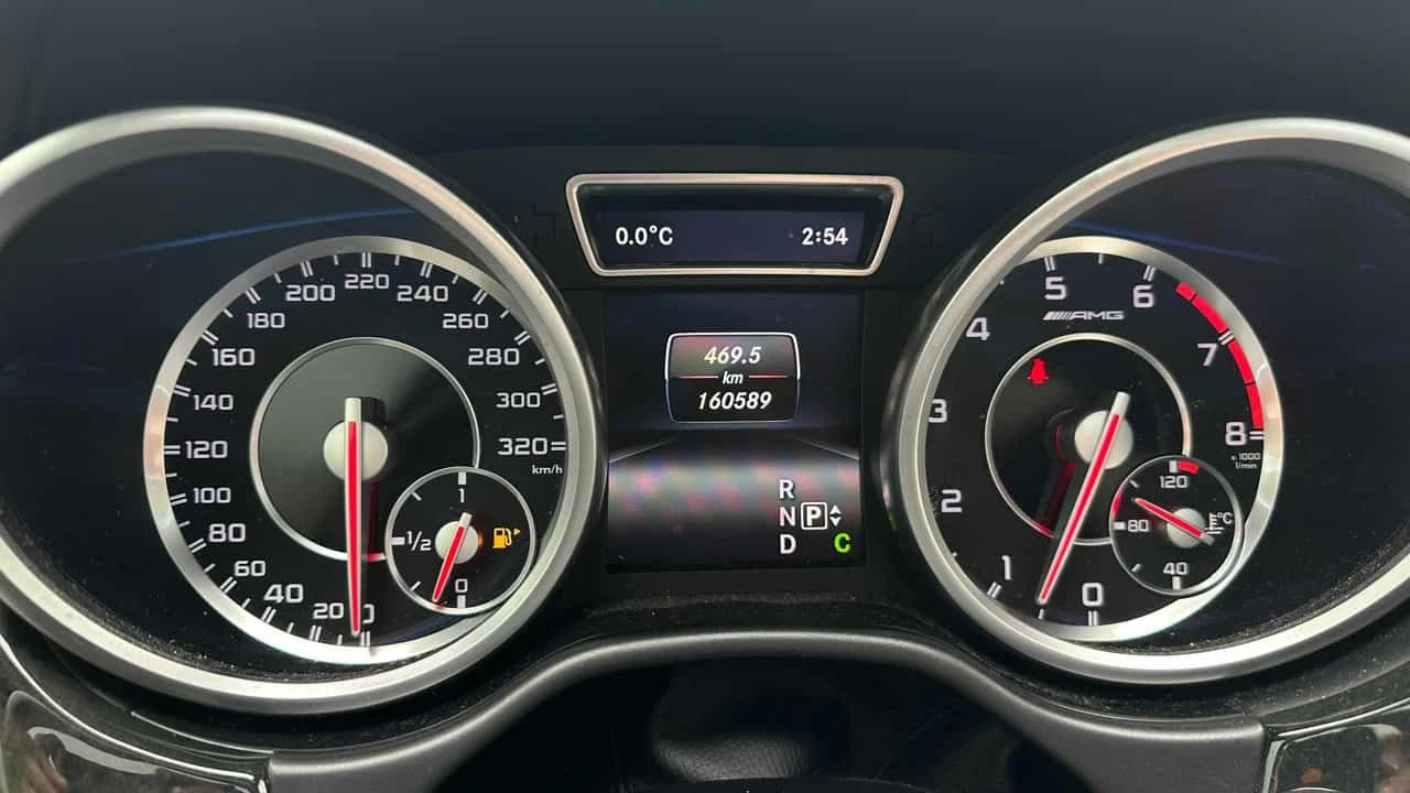 Mercedes-Benz GL 63 AMG * DESIGNO* МАСАЖИ* ДИСТРОНИК* 360 КАМЕРА* ОБДУХВАН, снимка 8 - Автомобили и джипове - 54094443