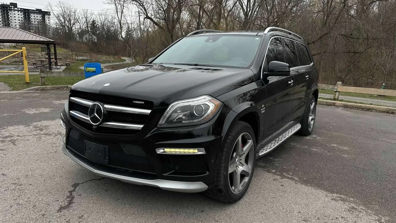 Mercedes-Benz GL 63 AMG * DESIGNO* МАСАЖИ* ДИСТРОНИК* 360 КАМЕРА* ОБДУХВАН