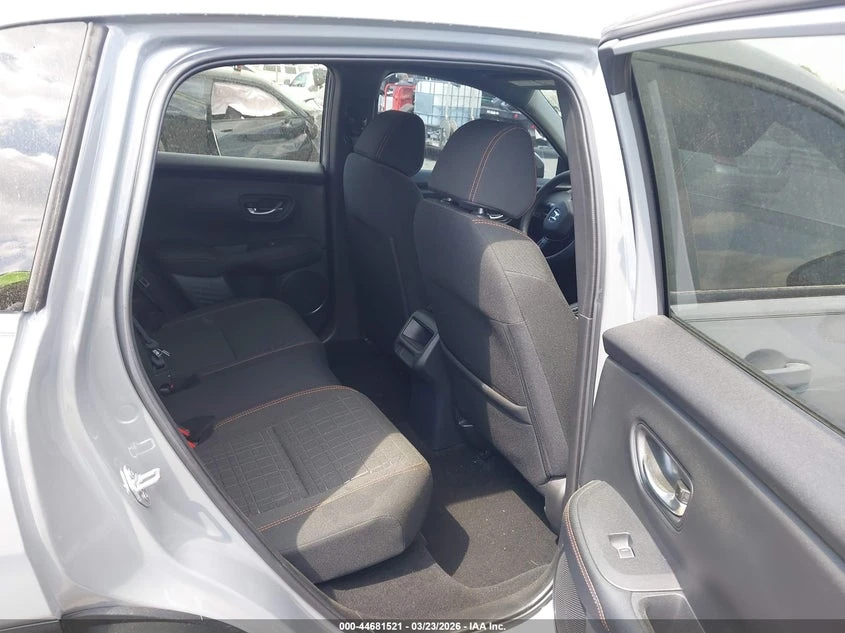 Honda Hr-v 2.0l Awd Sport/Awd Sport W/O Bsi, снимка 8 - Автомобили и джипове - 54439284