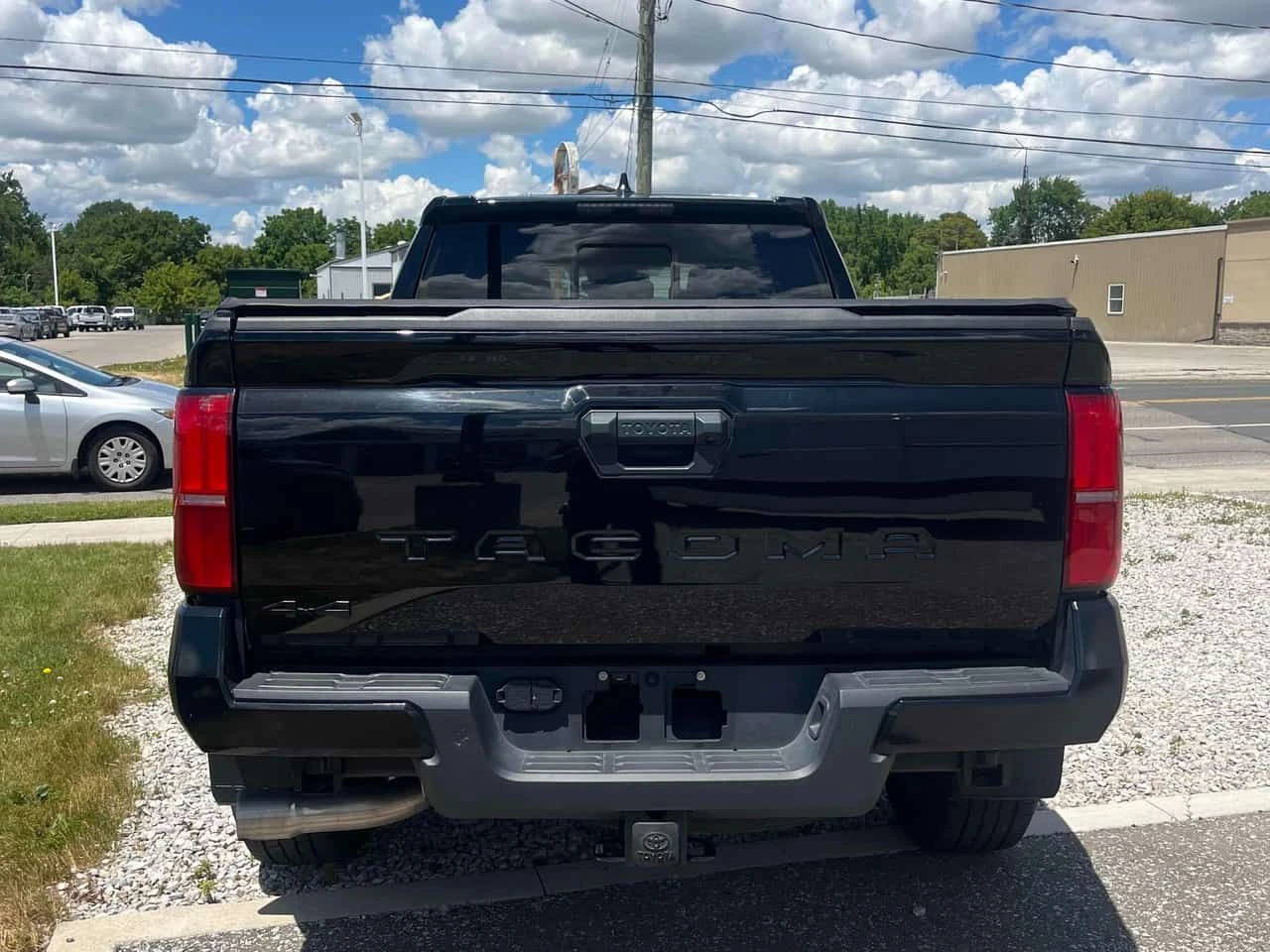 Toyota Tacoma * 4x4 Double Cab Auto * АВТОКРЕДИТ* , снимка 4 - Автомобили и джипове - 54977249