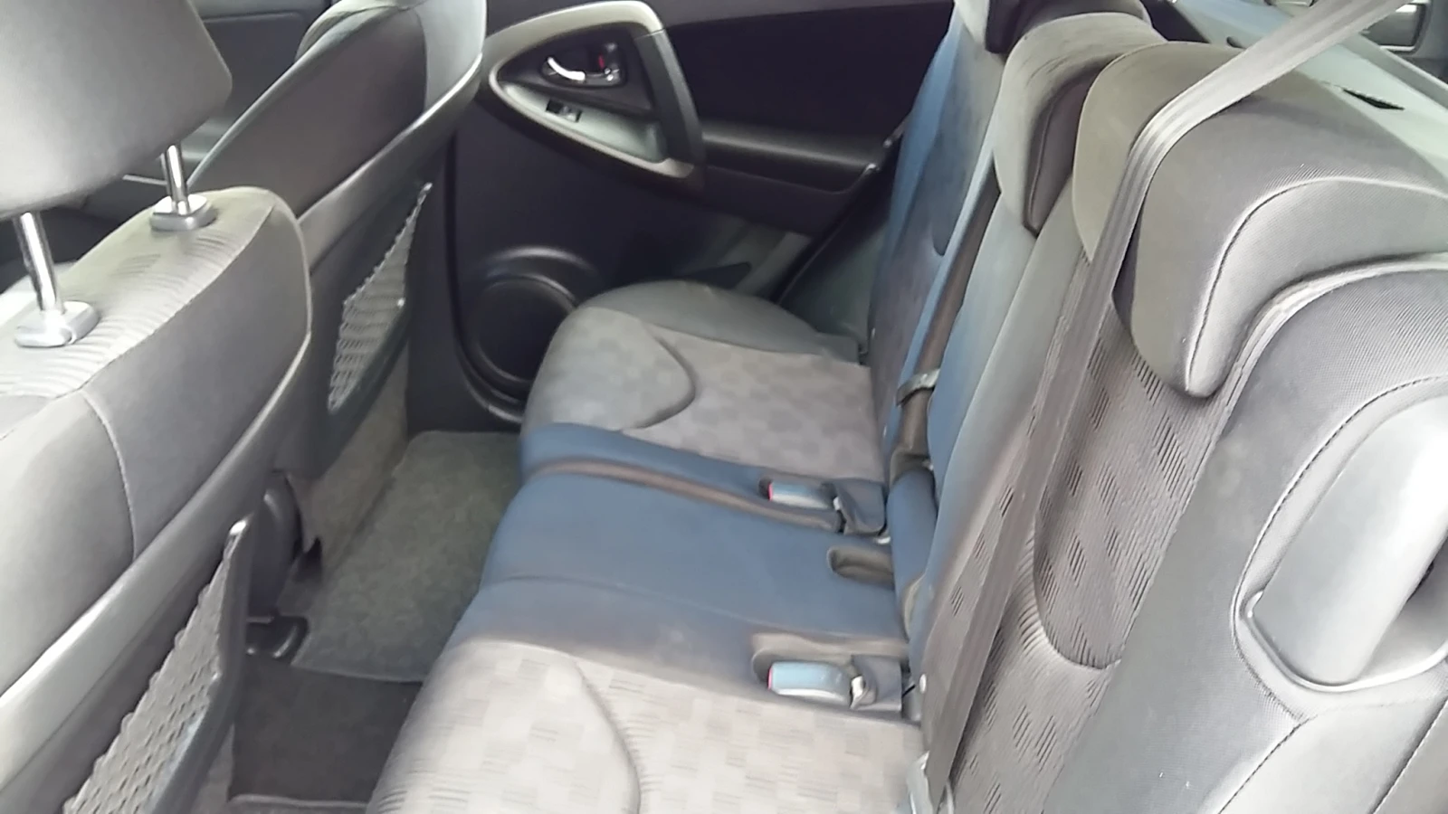 Toyota Rav4 2.0i16v-4x4-Sport Edition!, снимка 10 - Автомобили и джипове - 55326771